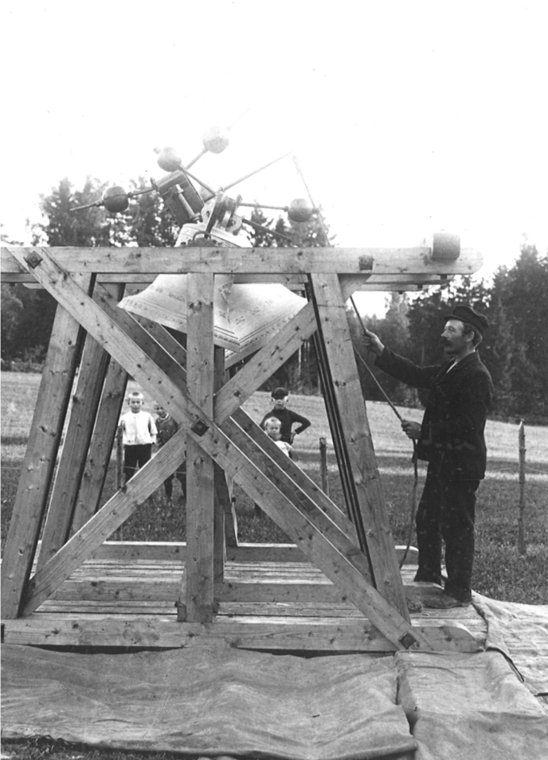 Klokkeringing På Nauen Ca 1910