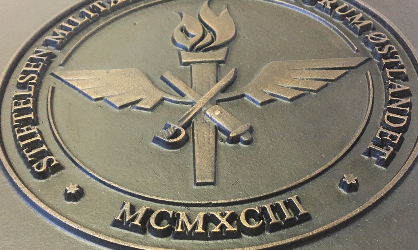 støpte skilt plakett tavle Olsen Nauen Klokkestøperi